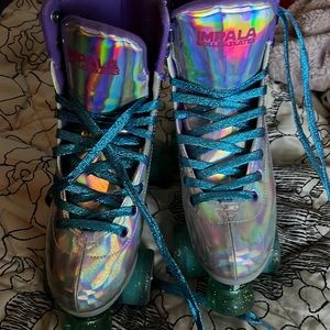 Impala quad roller skates holographic